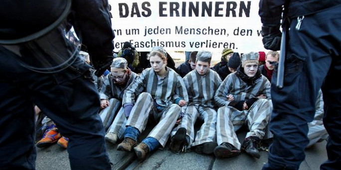 10.000 i anti- nazimarch i Magdeburg